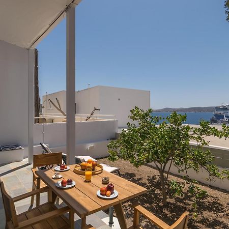 Vitalis Residences - Haven Suites Adamantas  ภายนอก รูปภาพ