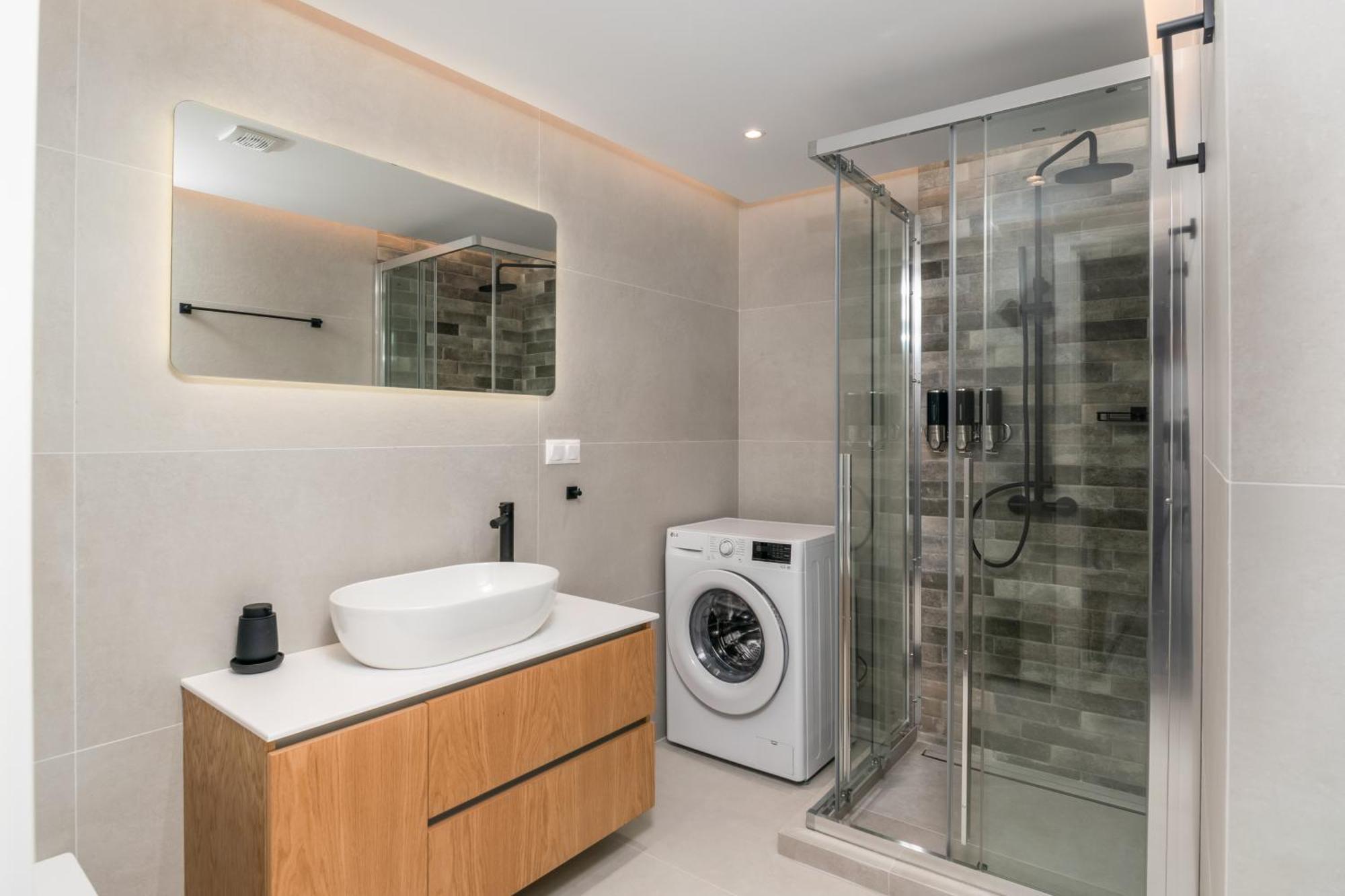 Vitalis Residences - Haven Suites Adamantas  ภายนอก รูปภาพ