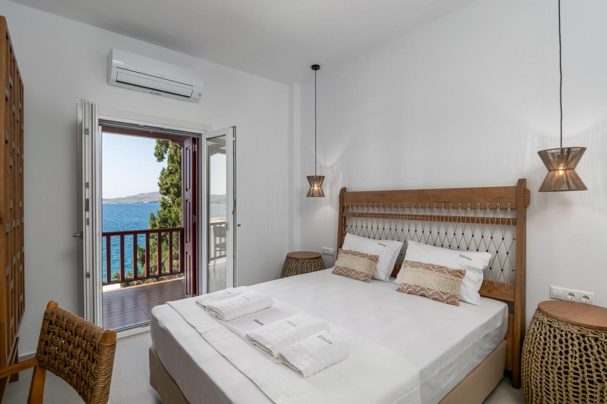 Vitalis Residences - Haven Suites Adamantas  ภายนอก รูปภาพ
